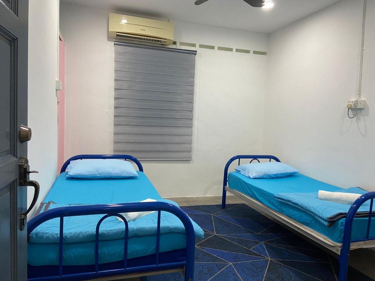 Hs Homestay Cenderawasih Kuantan Town Luaran gambar