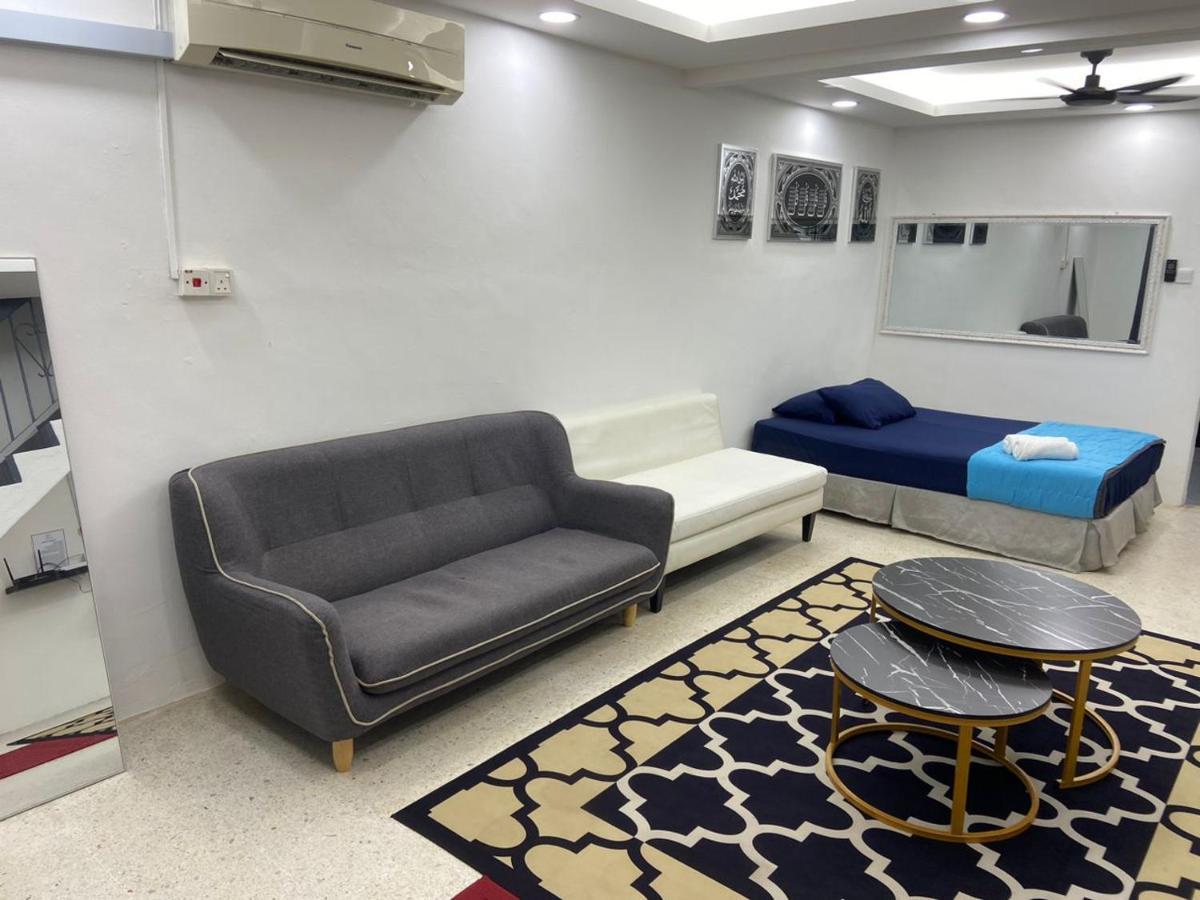 Hs Homestay Cenderawasih Kuantan Town Luaran gambar